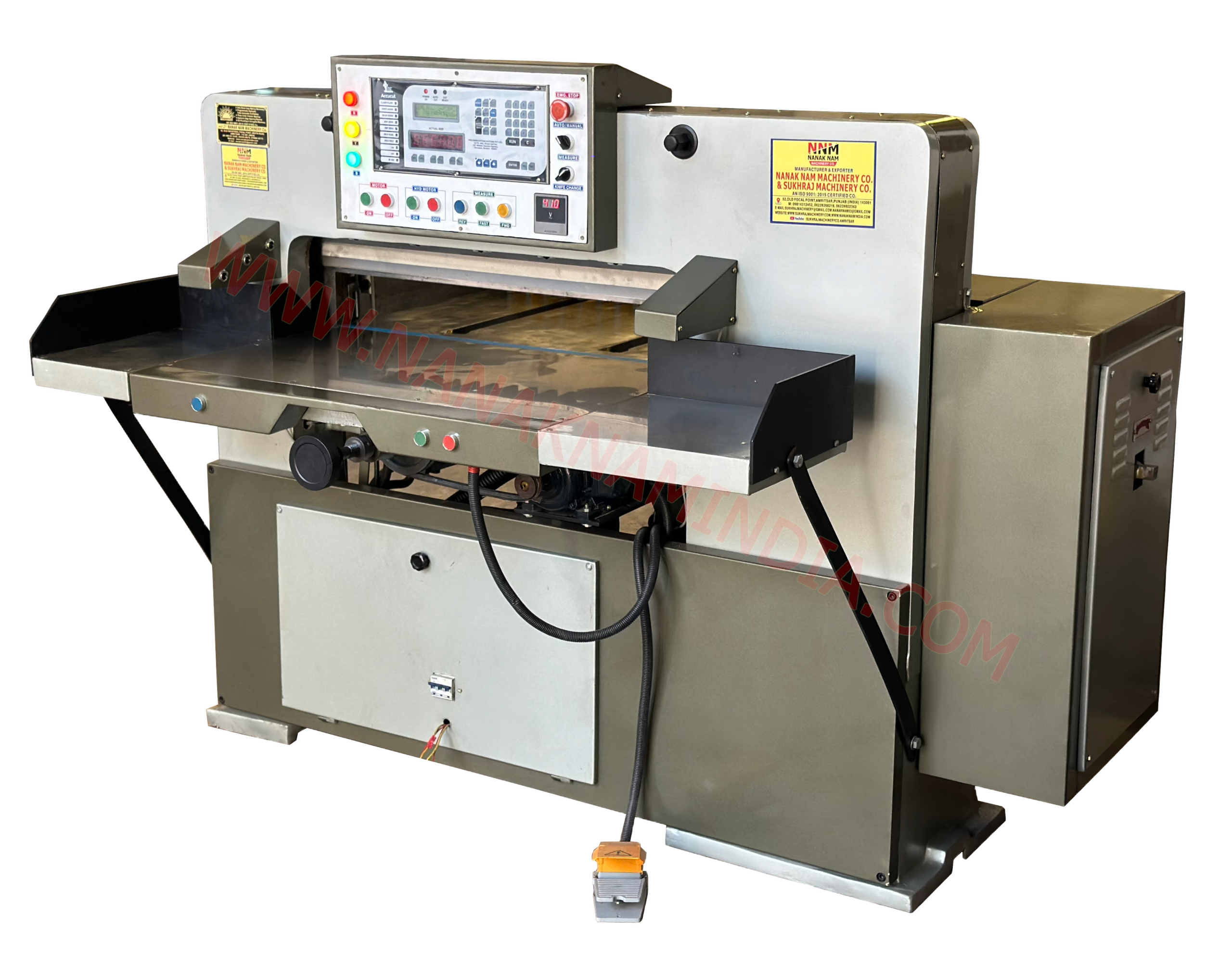 AUTOMATIC PROGRAMMATIC HYDRAULIC CUTTING MACHINE